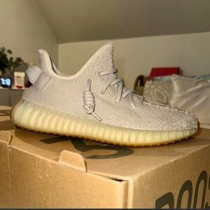 Yeezy Boost 350 V2 in Light Gray and Cream